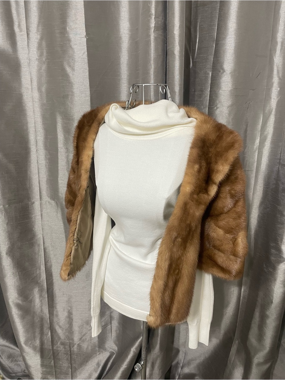 Genuine mink vintage fur stole - Picture 4 of 7